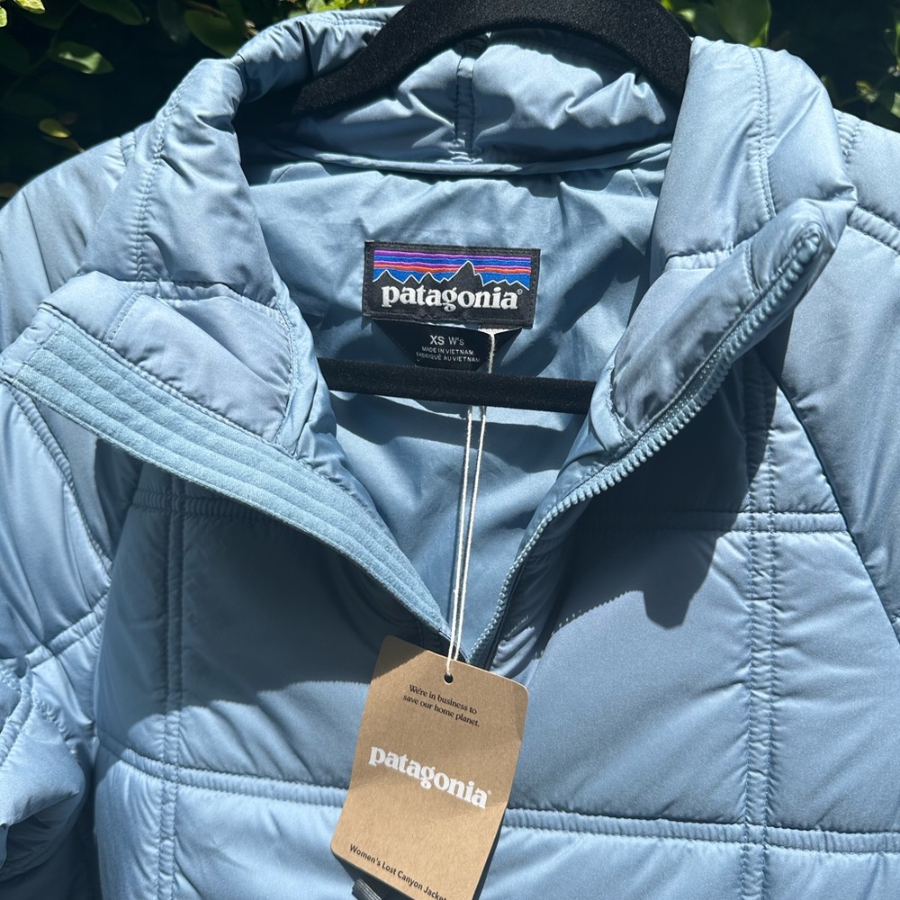 New: Patagonia Women's Lost Canyon Jacket Size XS